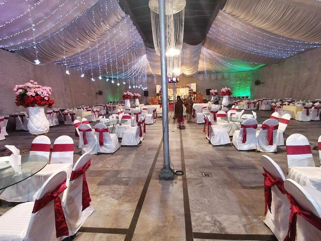 Aghaz Marriage Lawn 2