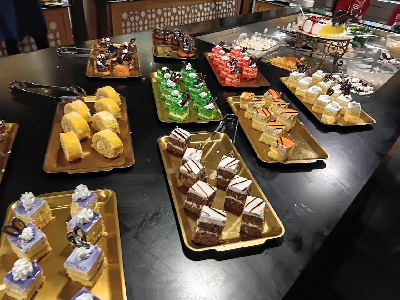 Chandni Chowk Buffet Restaurant 2
