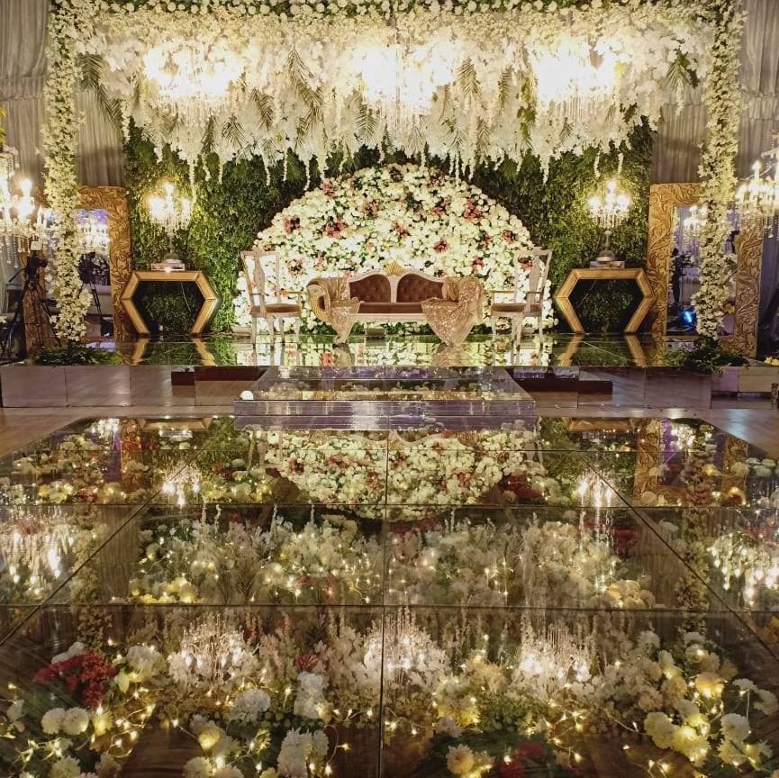 De Flores Marquee Johar Town