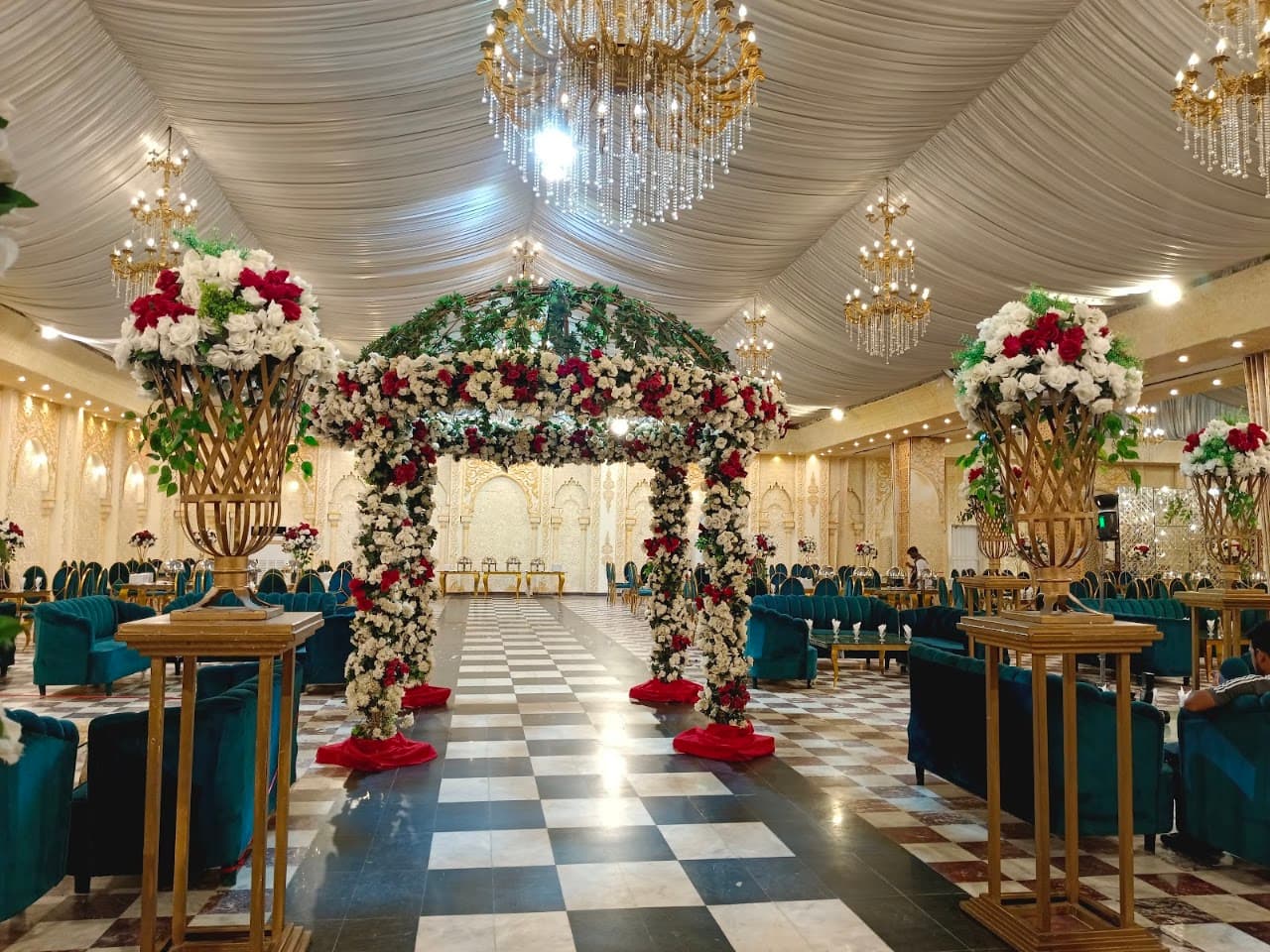 Grace Marquee And Farmhouse
