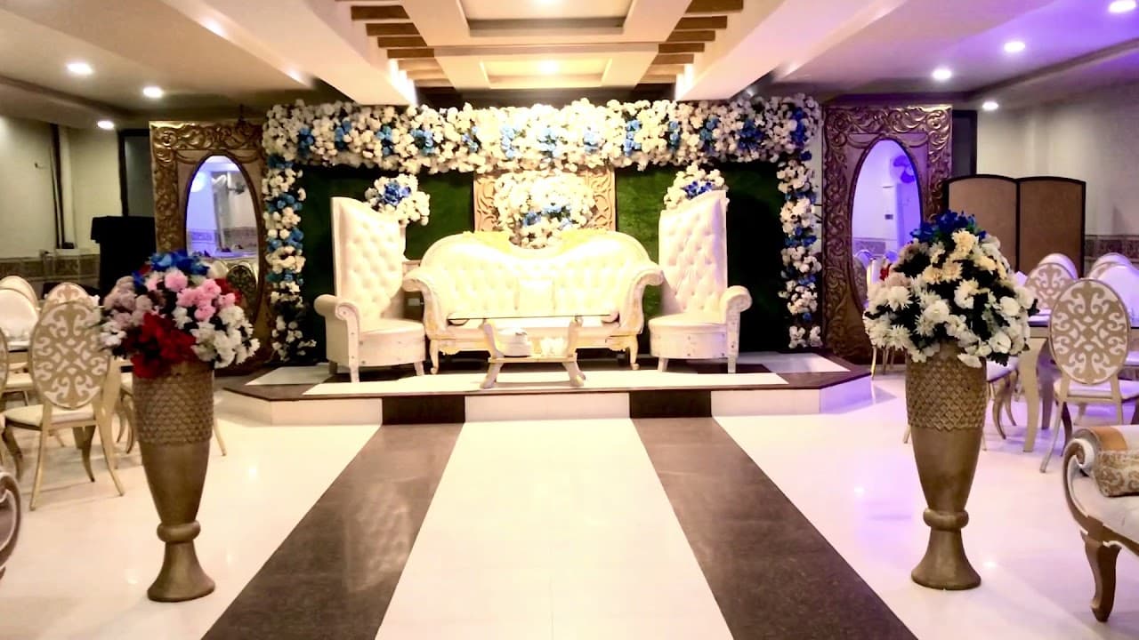 Ideal Event Complex