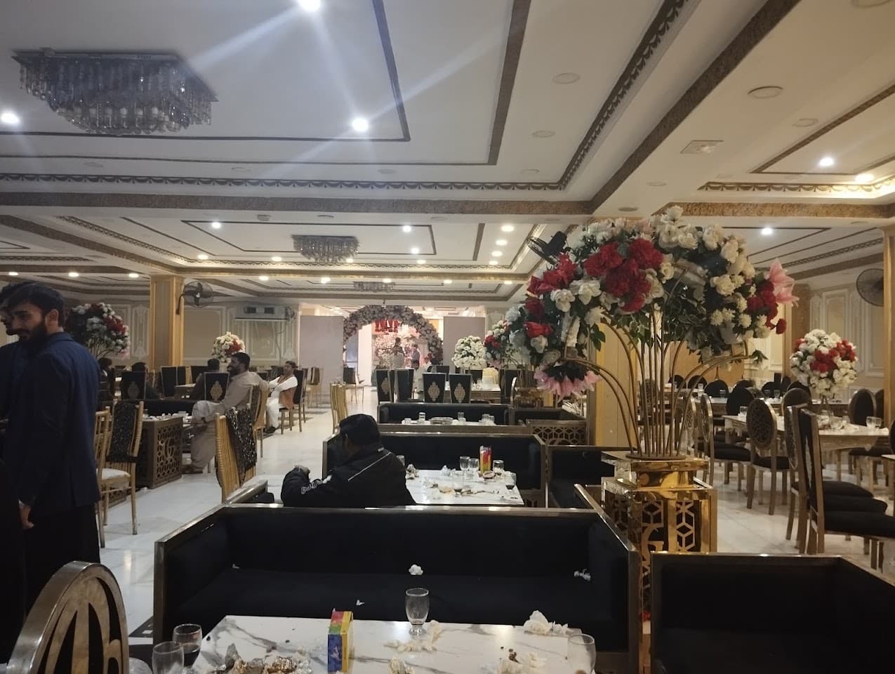 Qasar-e-Ameer Banquet Hall 4