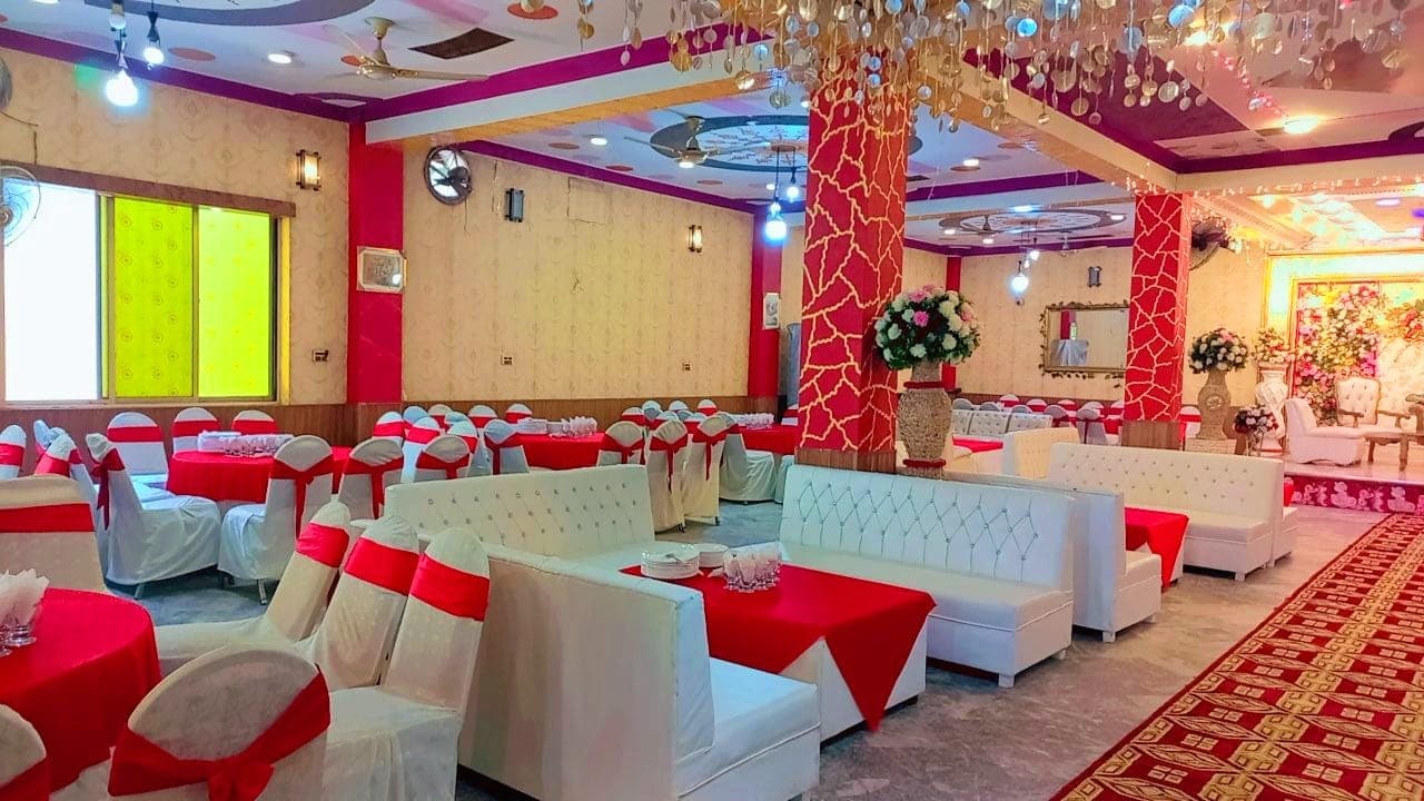 Qasar e Firdous Banqueting Halls